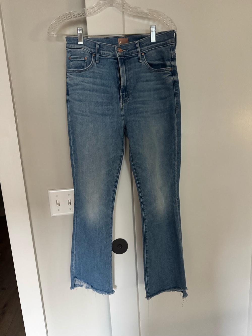 MOTHER Blue Cropped Raw-Hem Jeans